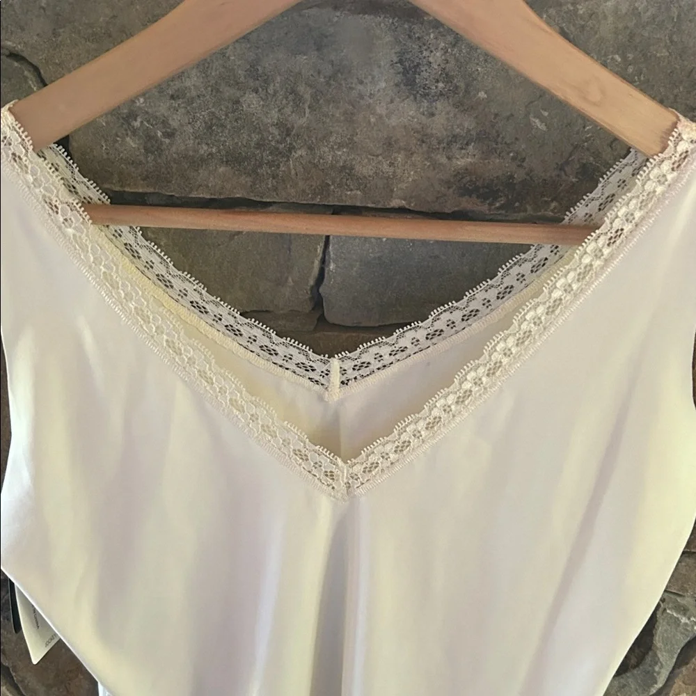 Jockey Women's Ivory Lace Camisole XX-Large; No Panty Line Promise Shaper